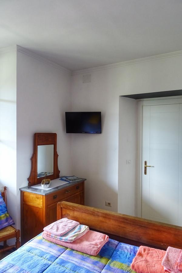 Bed And Breakfast Le Quattro Stagioni Neirone Bagian luar foto