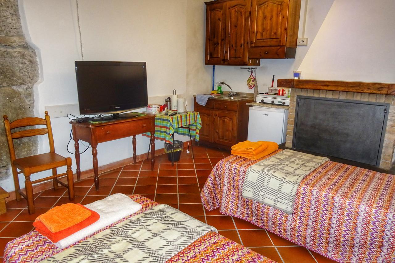 Bed And Breakfast Le Quattro Stagioni Neirone Bagian luar foto